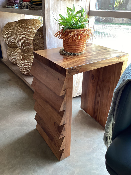 Ekitafeli side table