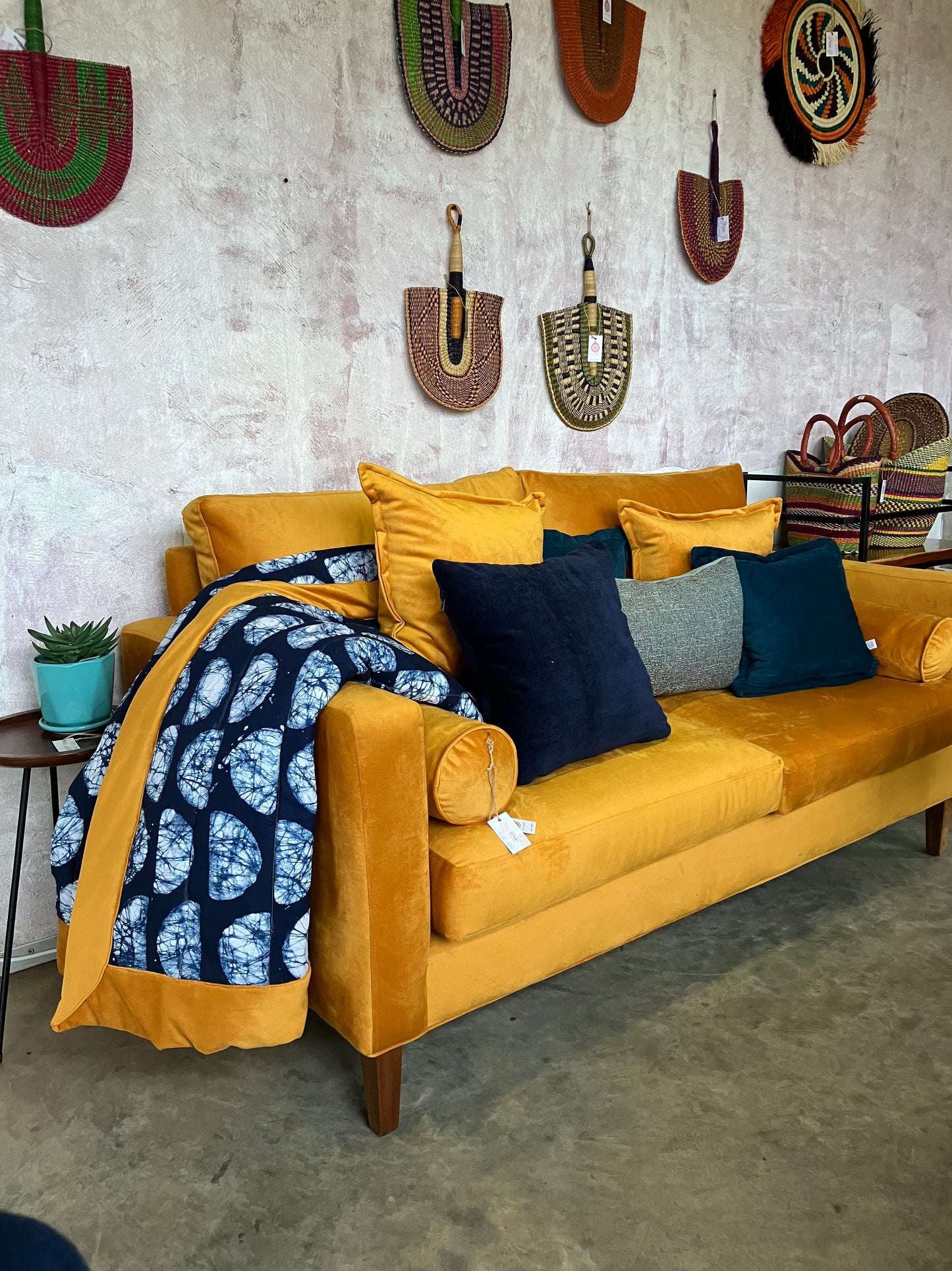 Thick Throw Blanket - Batik