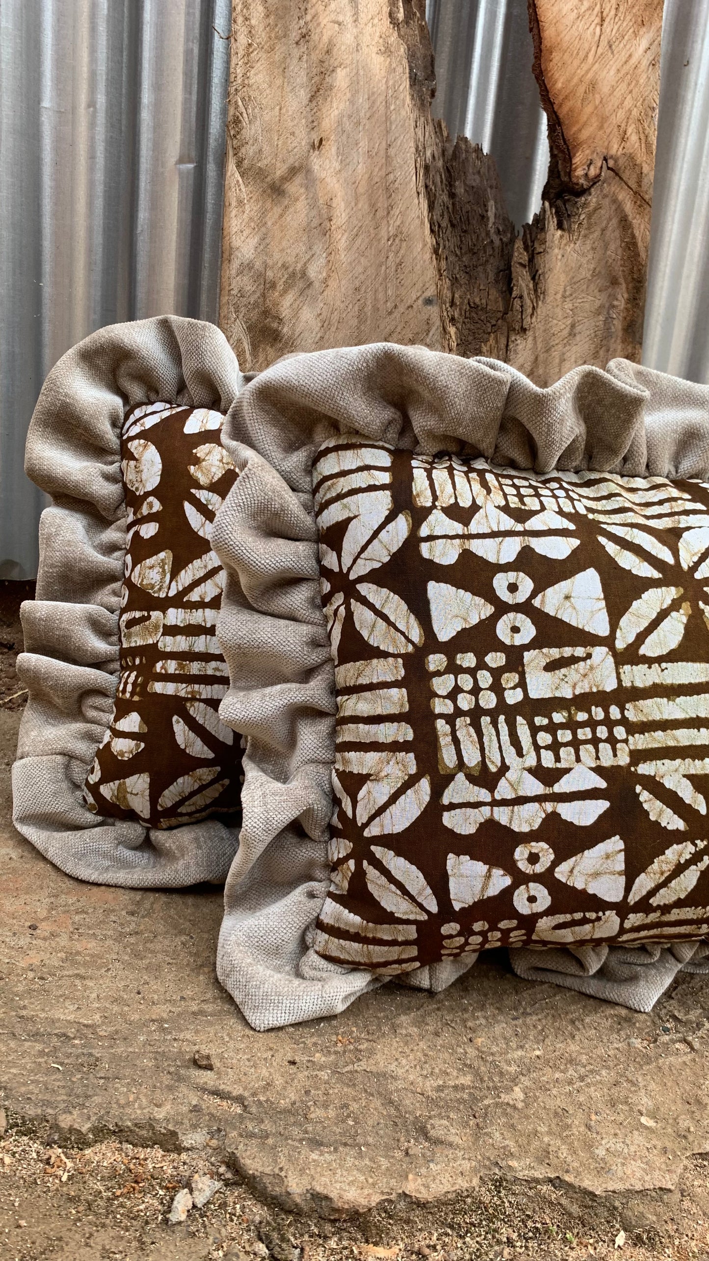 Ruffle pillow