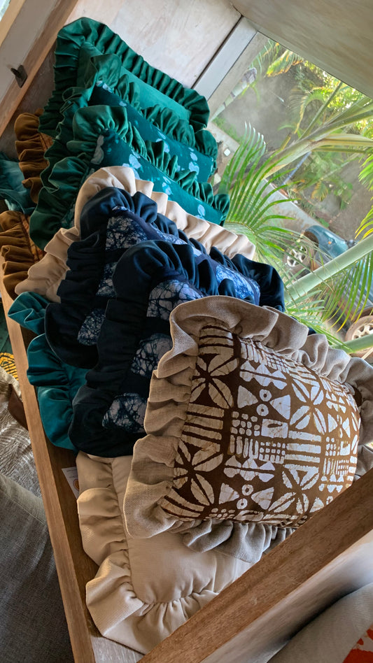 Ruffle pillow