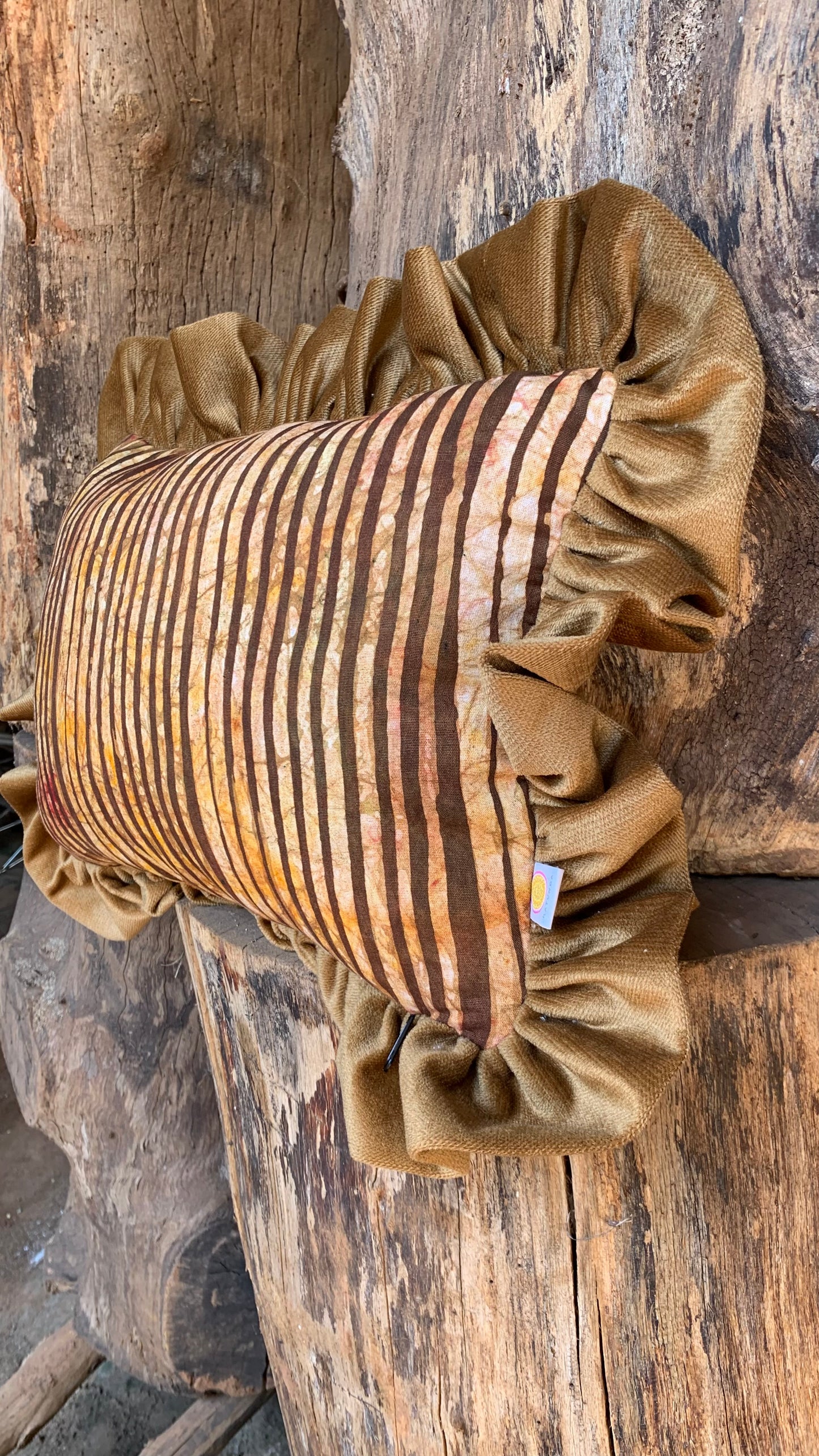 Ruffle pillow