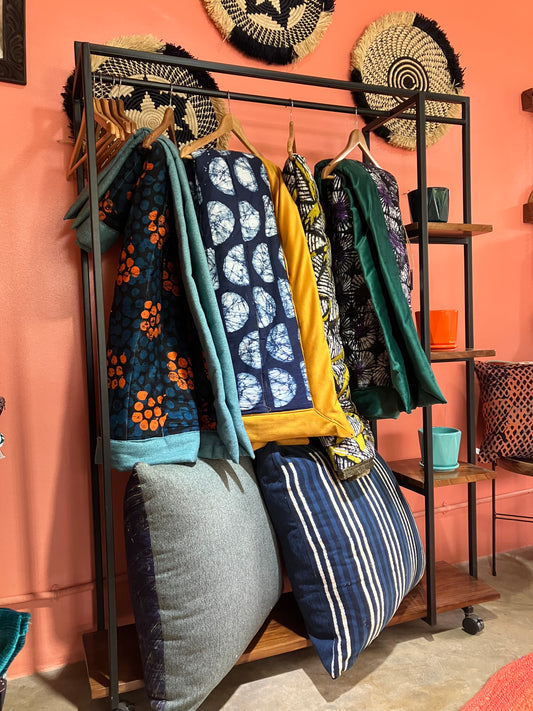 Thick Throw Blanket - Batik