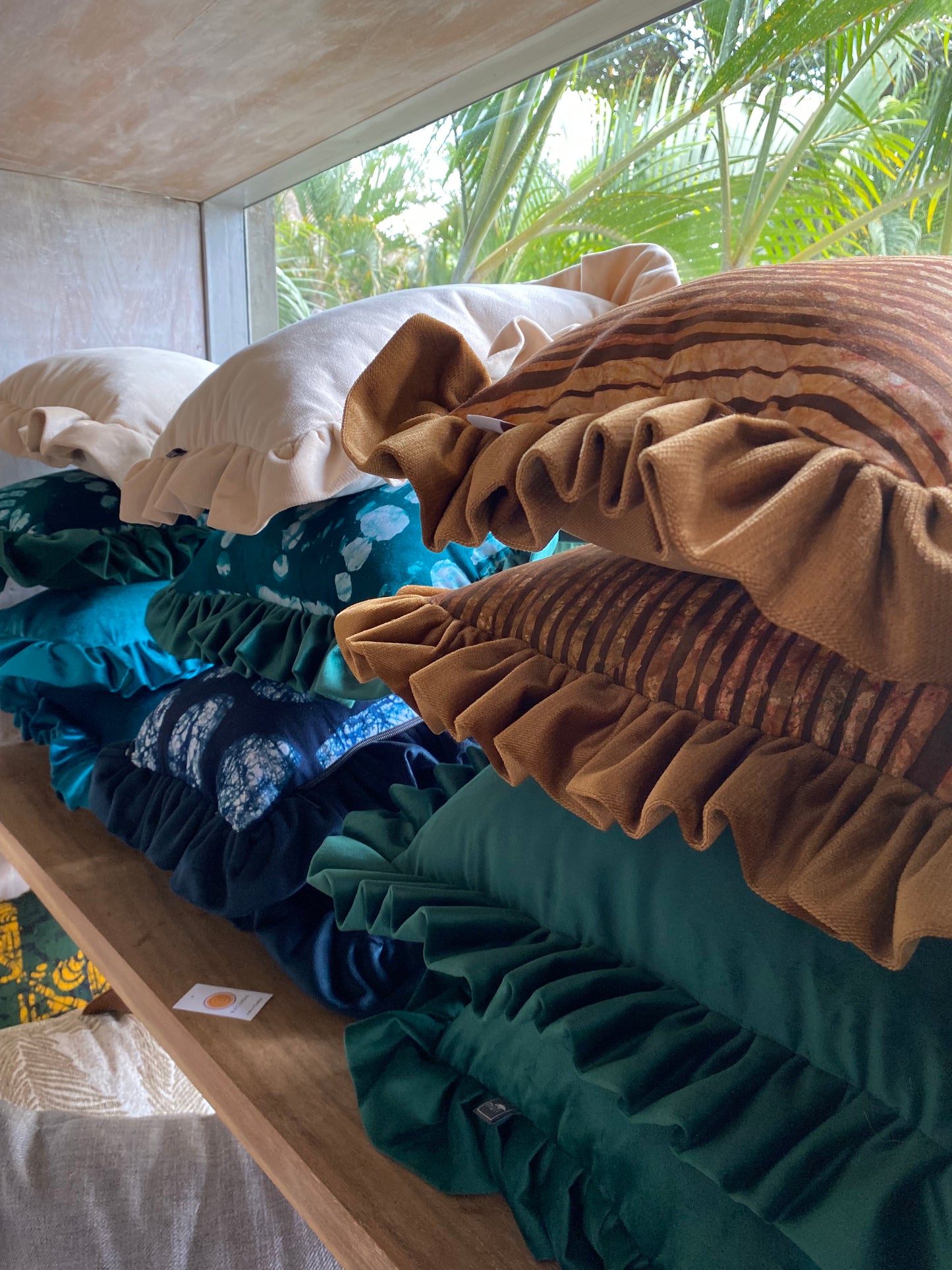 Ruffle pillow