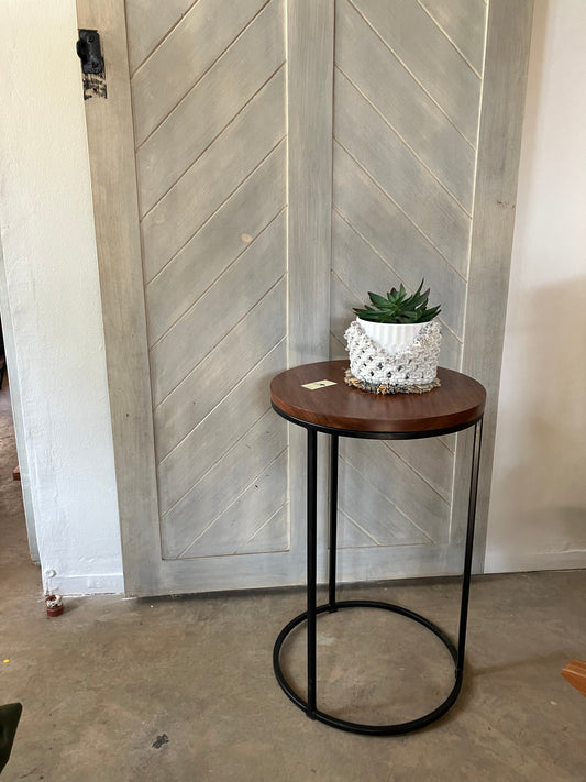 Wine side table